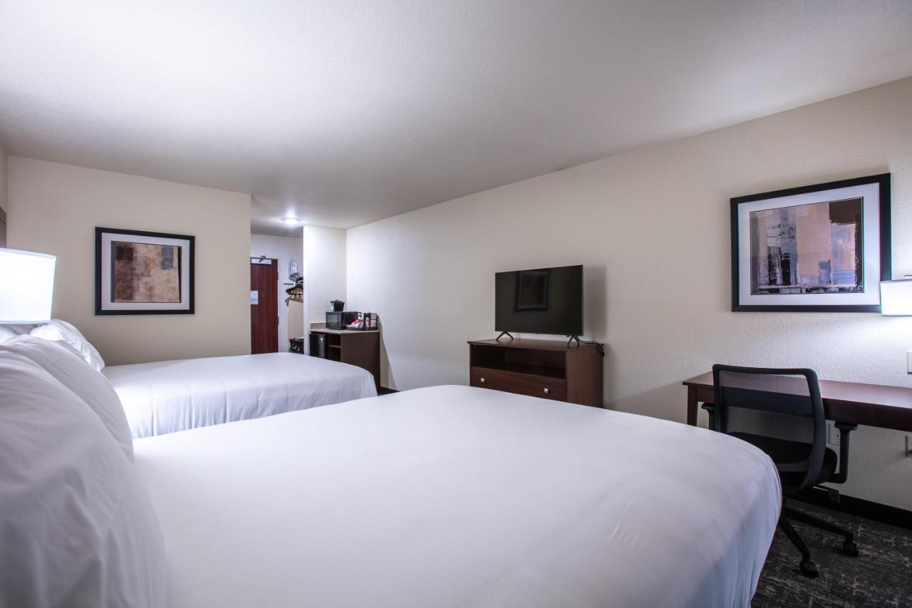 Cobblestone Inn & Suites - Pine Bluffs Luaran gambar