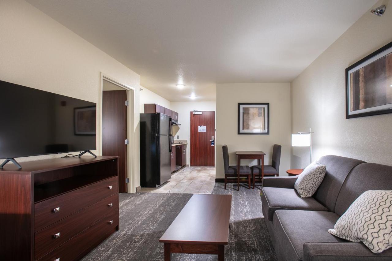 Cobblestone Inn & Suites - Pine Bluffs Luaran gambar