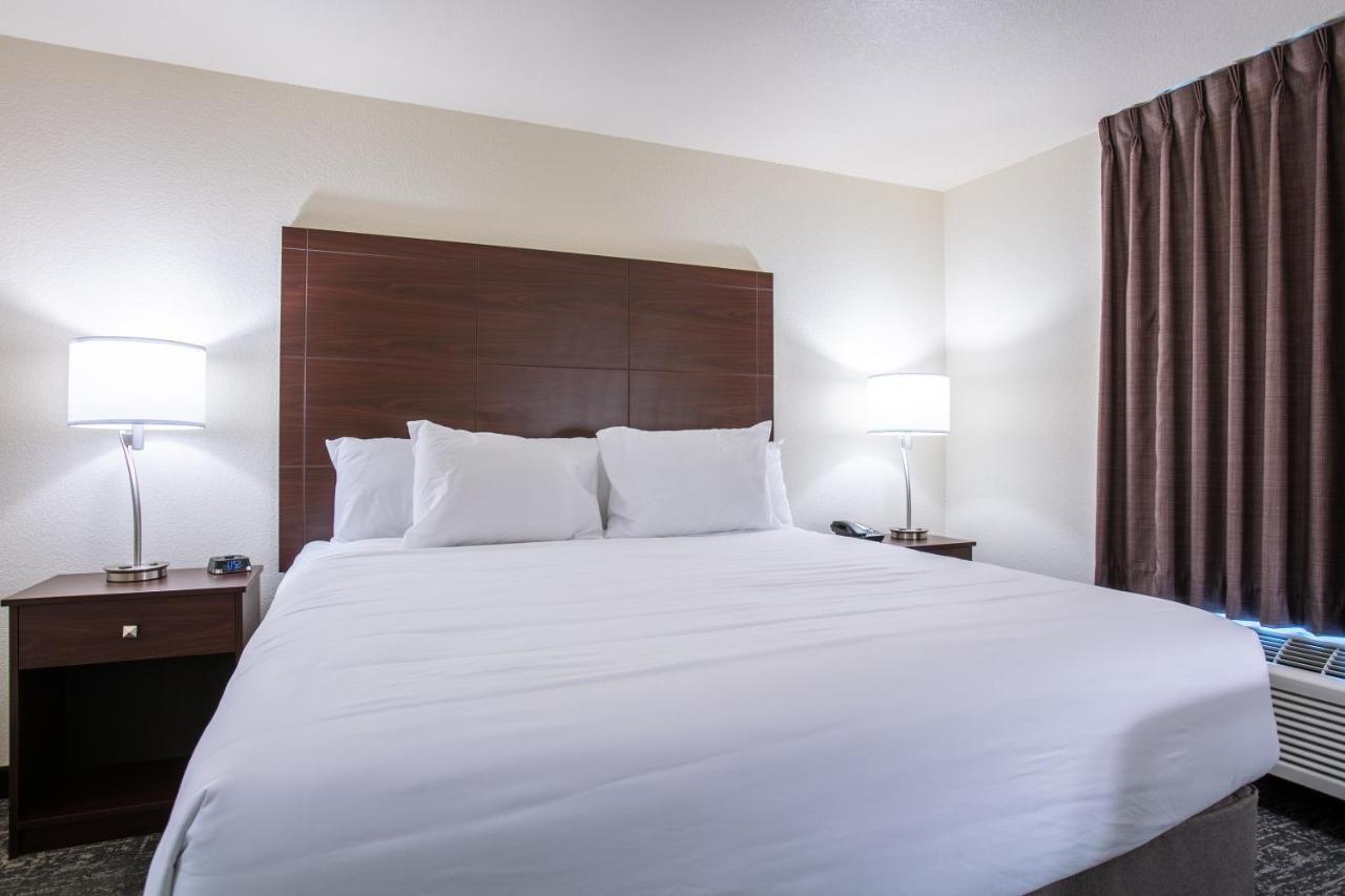 Cobblestone Inn & Suites - Pine Bluffs Luaran gambar