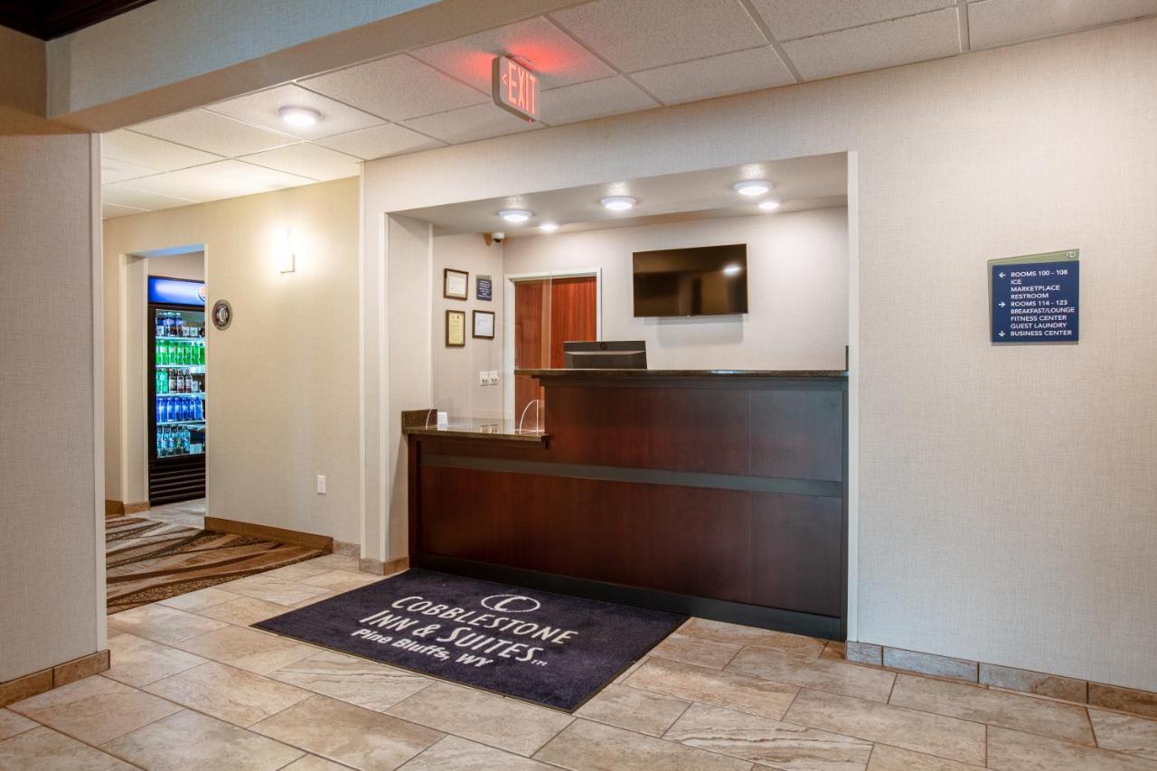 Cobblestone Inn & Suites - Pine Bluffs Luaran gambar
