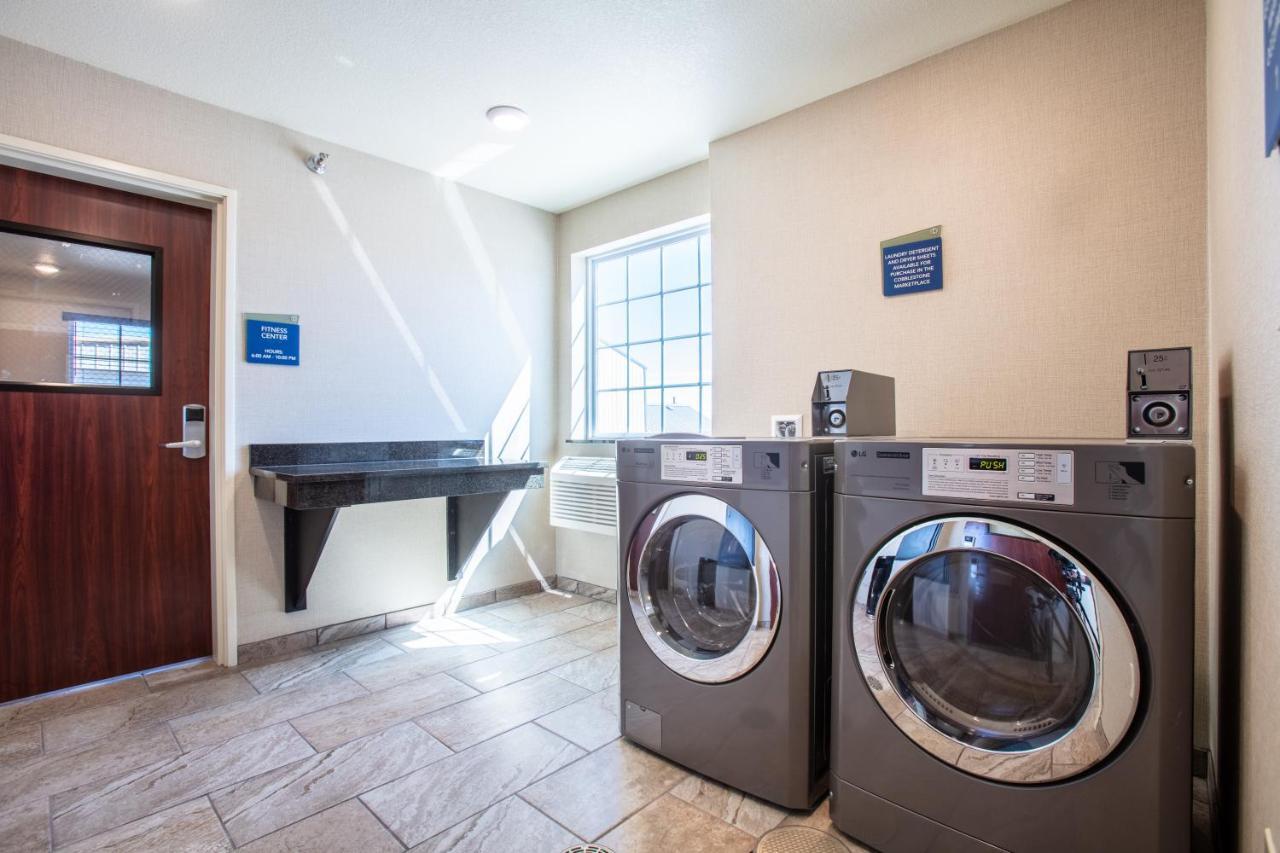 Cobblestone Inn & Suites - Pine Bluffs Luaran gambar
